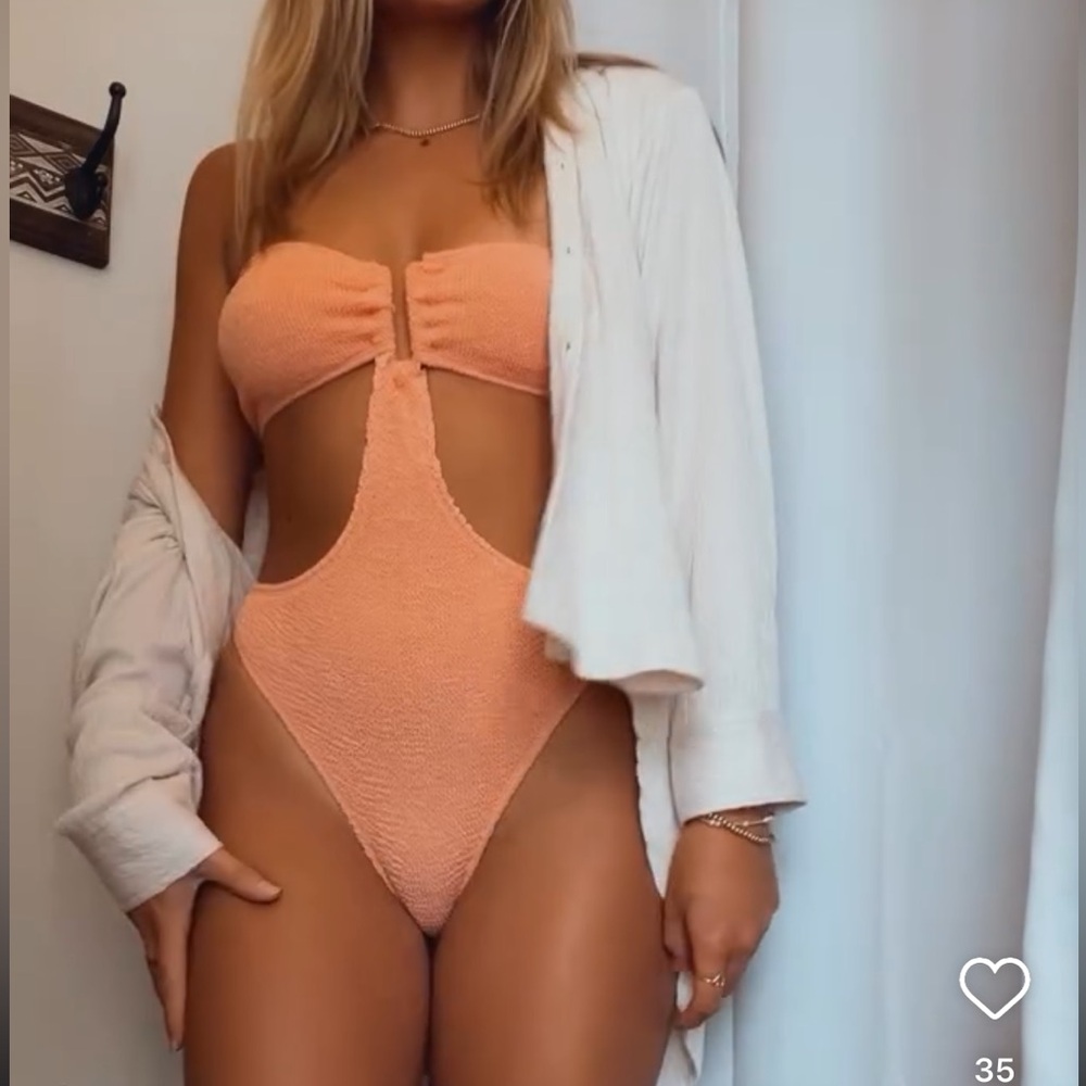 One piece one size swimsuit by Surf Gypsy
